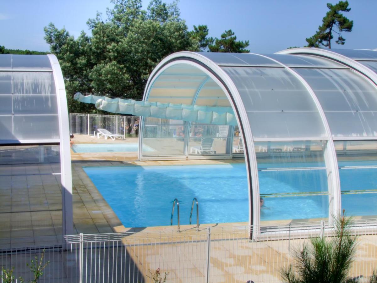 Village Vacances Les Dunes - Domaine De Bombannes Carcans Bagian luar foto
